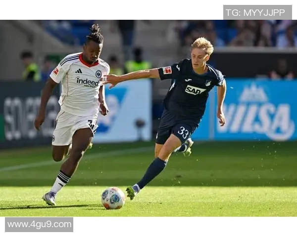 佛莱堡主场迎战汉诺威争夺德甲积分榜关键战役