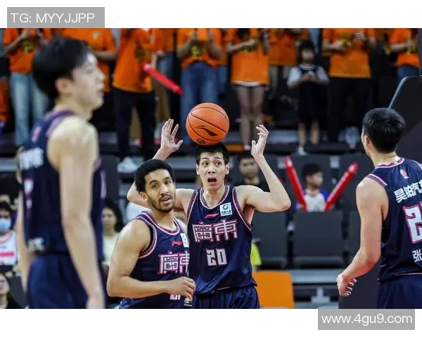 广东男篮对阵深圳男篮CBA精彩录像回放分析与赛后点评