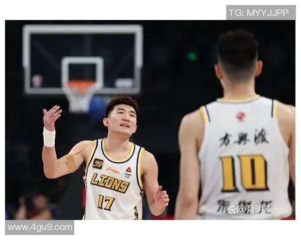 广东队与广厦队的精彩对决全场回顾与分析