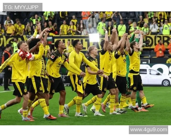 帕德博与弗赖堡的激烈对决将揭示德甲新赛季的竞争格局与精彩瞬间